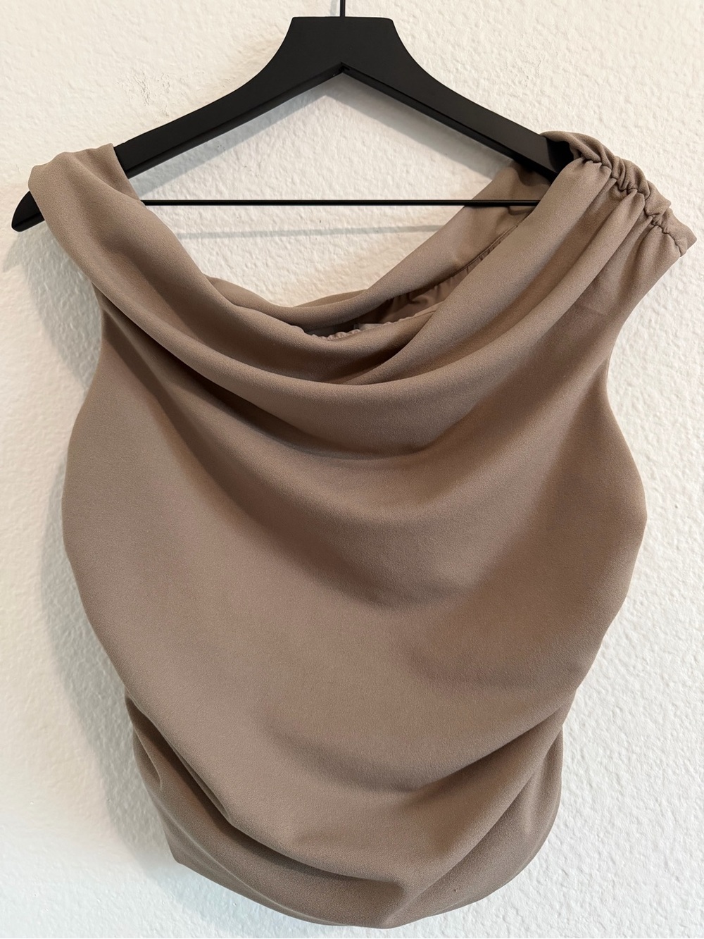 abercrombie & fitch sleeveless cowl neck top
